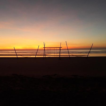 Peace & Love Beach Club Roxas  Exterior foto