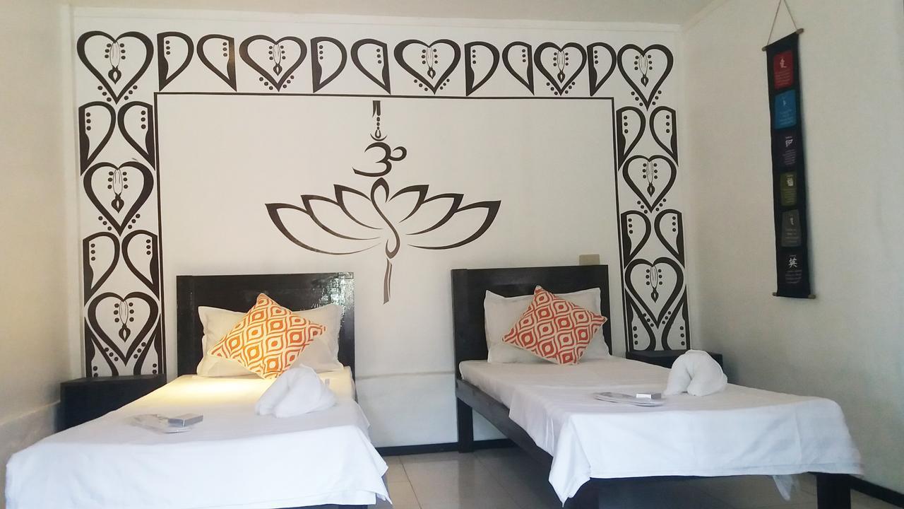 Peace & Love Beach Club Roxas  Exterior foto